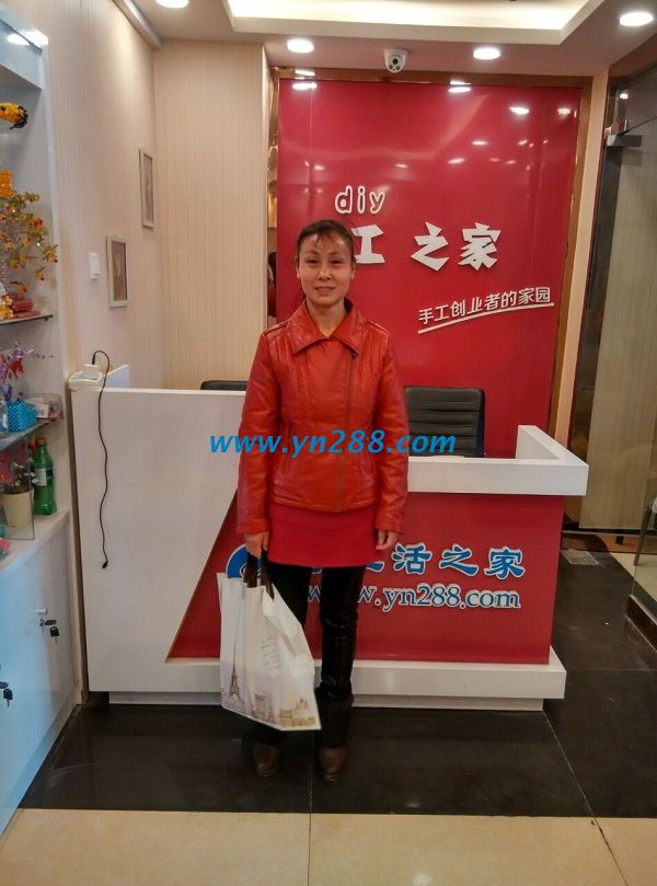 邯鄲大名巧手女人李女士在家兼職做手工活珠繡 邯鄲大名巧手女人李女士在家兼職做手工活珠繡(圖1)