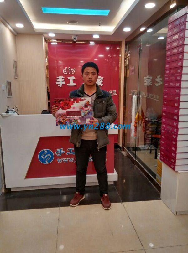 河南濮陽(yáng)尹先生親到手工活之家總部考察，找到正規(guī)可靠的手工活外發(fā)公司(圖1)