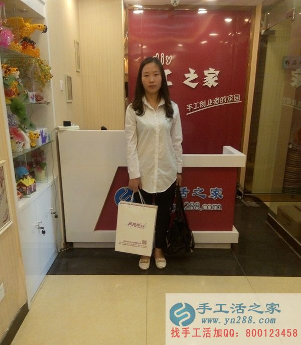 河北保定商店郝女士來手工活之家考察，欲組織人做手工活(圖1)