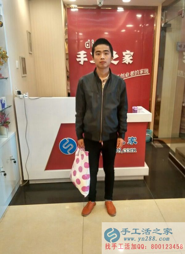 河南安陽喬先生第三次來手工活之家拿貨，做手工活串珠致富(圖1)