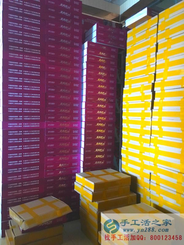 準(zhǔn)備快遞到全國各地的手工活材料蓄勢(shì)待發(fā)