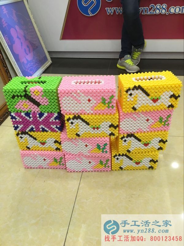 顏色多樣的紙抽盒，萌萌惹人愛