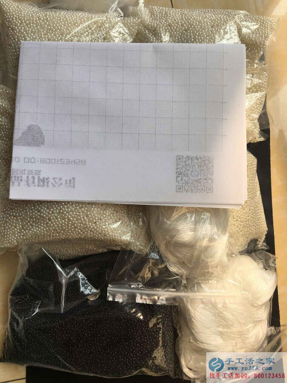 在家?guī)殞氁材茏龅氖止せ?廣東陳女士業(yè)余時(shí)間做手工活賺錢&mdash;&mdash;串珠繡材料包