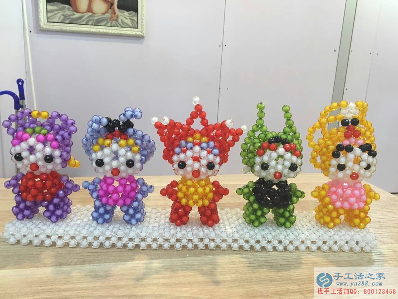 最新diy串珠手工活外發(fā):廣西王大姐業(yè)余時間做手工活賺錢——漂亮的串珠五福娃 最新diy串珠手工活外發(fā):廣西王大姐業(yè)余時間做手工活賺錢——漂亮的串珠五福娃