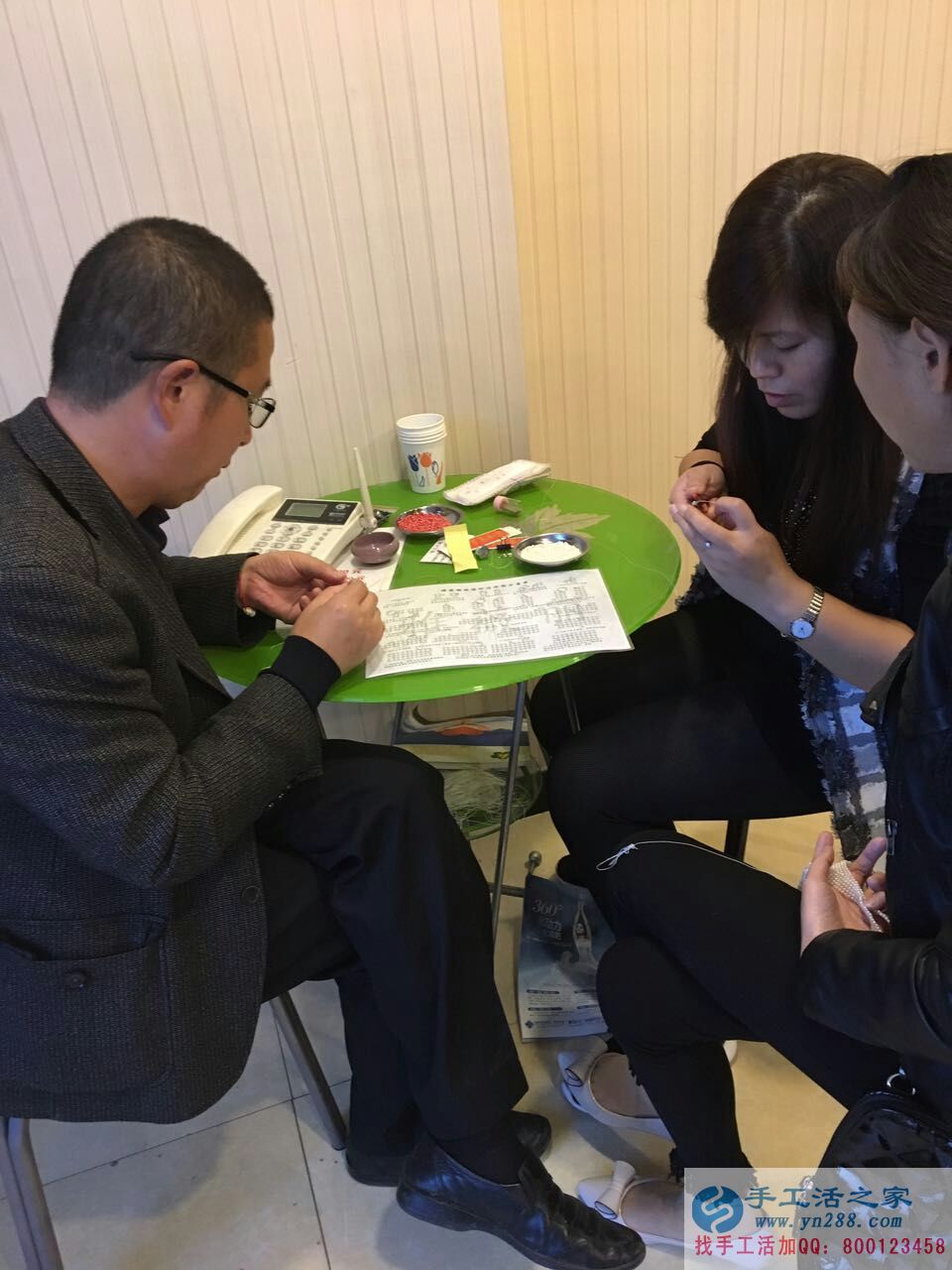 江蘇阜寧縣崔先生夫婦來手工活之家考察成功加入村代理！