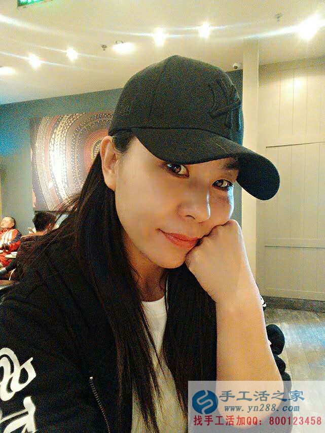 河北唐山一&ldquo;白富美&rdquo;鐘情與手工活串珠繡，業(yè)余賺錢收到360元