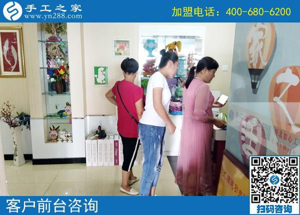 陪在孩子身邊，江蘇淮安顧女士在家做珠繡免押金串珠手工活賺錢