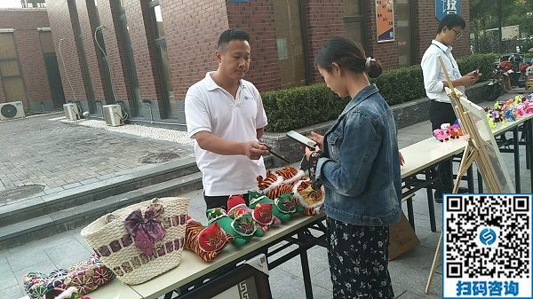 助力創(chuàng)新創(chuàng)業(yè)、綻放手工風(fēng)采--------記手工之家參加邯鄲市叢臺(tái)區(qū)創(chuàng)業(yè)項(xiàng)目展銷活動(dòng)(圖2)