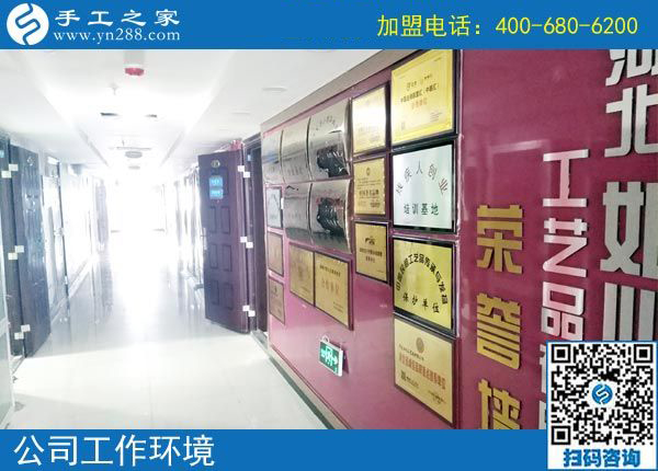 反客為主？江西新建周女士開店之余做彩珠繡免押金手工活掙錢