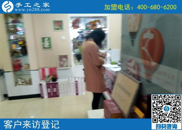 最怕半途而廢，這個(gè)可以寄到家做的手工活要掙錢，就應(yīng)像湖北武漢李女士一樣做