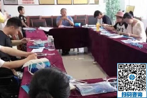 行動是最好的語言------記手工之家創(chuàng)始人郝磊先生受邀在國家級殘疾人電商培訓基地進行手工授課指導 行動是最好的語言------記手工之家創(chuàng)始人郝磊先生受邀在國家級殘疾人電商培訓基地進行手工授課指導