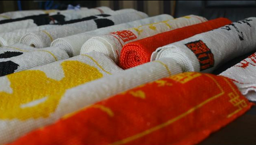 珠繡開啟勵志人生，手工詮釋勇敢堅強-------記勵志珠珠繡所有人郝磊