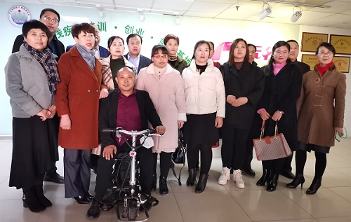 有愛才是一個企業(yè)的大成！手工之家助殘逐夢、公益慈善，一直在路上！(圖2)