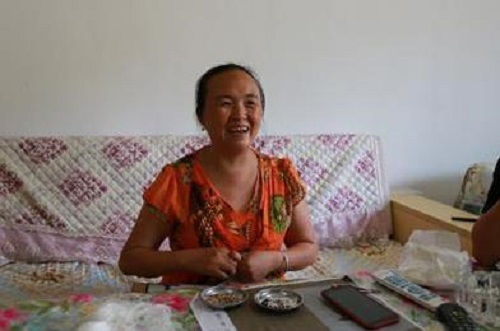 珠繡繡娘故事(一):貴州殷萬芳的成長路(圖2)