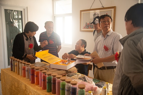 再報(bào)道，《邯鄲日?qǐng)?bào)》刊登手工之家郝總相關(guān)事跡(圖4)