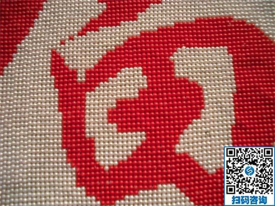 接手工活回家做，帶領(lǐng)村里婦女姐妹一起賺錢(圖1)