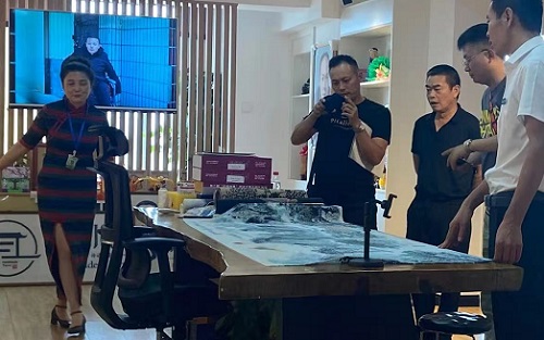 以珠繡手工為紐帶，做好居家就業(yè)創(chuàng)業(yè)-------記四川南充殘聯(lián)合作考察團在手工之家