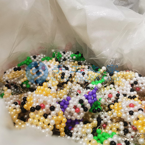 把外發(fā)加工手工活拿回家做，很多人實(shí)現(xiàn)靈活就業(yè)(圖1)