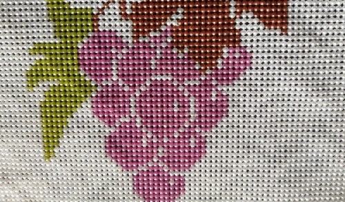 5月4日，接手工活訂單的平臺(tái)，正規(guī)手工活大批量外發(fā)加工，手工之家的手工活長期穩(wěn)定，圖為勵(lì)志珠珠繡串珠手工產(chǎn)品剪影