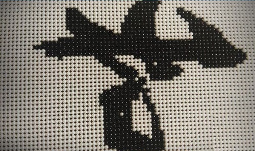 手工活外發(fā)串珠產(chǎn)品豐富多樣，讓加工人員選擇多、做得舒心(圖1)