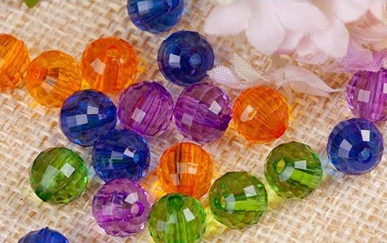 哪些人不適合在家做手工之家的串珠外發(fā)手工活呢?(圖1)