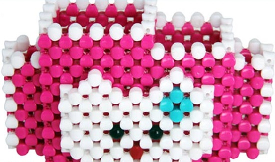 在家做外發(fā)加工手工活遠(yuǎn)離強(qiáng)烈陽(yáng)光，常年輕松把錢掙(圖1)