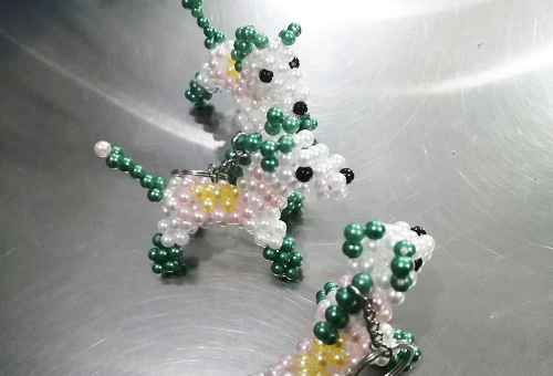 長(zhǎng)期有活兒干的手工活代加工，讓許多人常年居家賺錢(qián)無(wú)憂(yōu)(圖1)