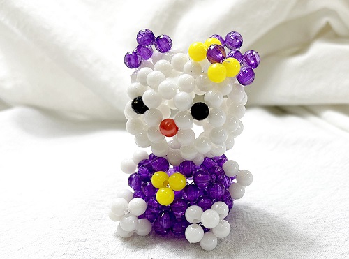 把手工活外放加工領(lǐng)回家做，改變長時間玩手機的壞習慣(圖1)