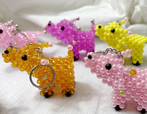 在家做手工活外發(fā)掙錢多年，一直與這家手工企業(yè)合作(圖1)