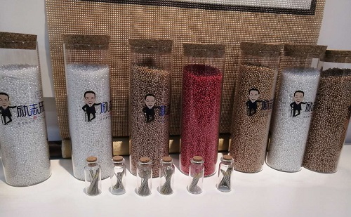 烈日的“秋老虎”,適合大家在家做珠繡加工手工活(圖1)