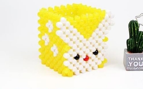 9月12日，寄到家做的手工活，代加工手工活，可靠有保障，在手工之家一次合作就是永遠(yuǎn)的朋友，圖為勵志珠珠繡串珠手工產(chǎn)品剪影