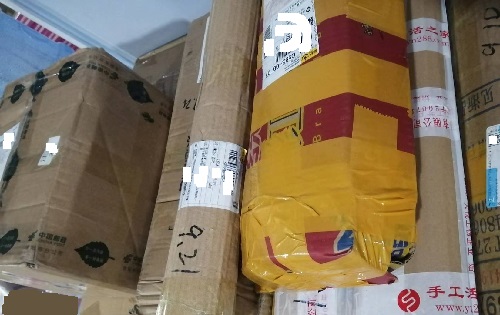 9月22日，純手工活外發(fā)加工項(xiàng)目，手工活兼職，選擇手工之家的加工人員了解的途徑有些不同，圖為成品倉庫今日待檢手工產(chǎn)品剪影