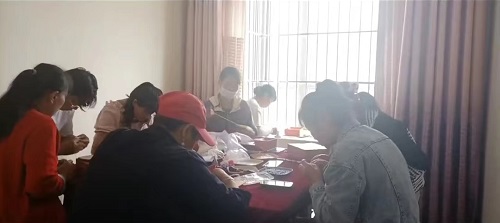 腳踏實地，每一步都有印記 --- --- 記手工之家優(yōu)秀合作伙伴云南楊女士