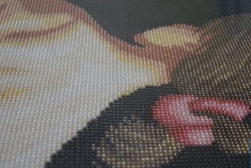 11月3日，帶回家做的手工項目，靈活就業(yè)串珠手工，手工之家的手工事業(yè)發(fā)展前景好所以受歡迎，圖為勵志珠珠繡串珠手工產品細節(jié)剪影