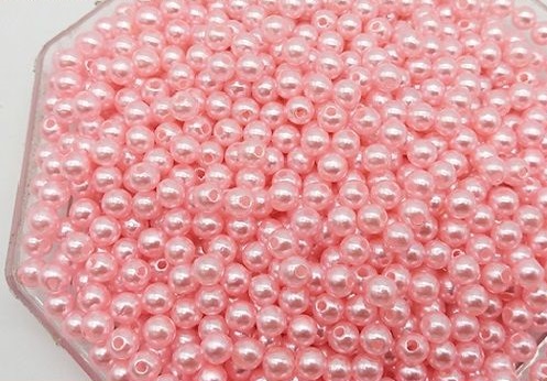 11月6日，你副業(yè)了嗎?在家做的副業(yè)，手工靈活就業(yè)創(chuàng)業(yè)，選手工之家的珠繡串珠，圖為勵志珠珠繡串珠成品實拍