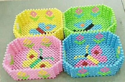 11月15日，珠繡手工加工回收項目，靈活就業(yè)創(chuàng)業(yè)，在家做的手工，選擇手工之家的人都在努力，圖為勵志珠珠繡串珠手工產(chǎn)品剪影