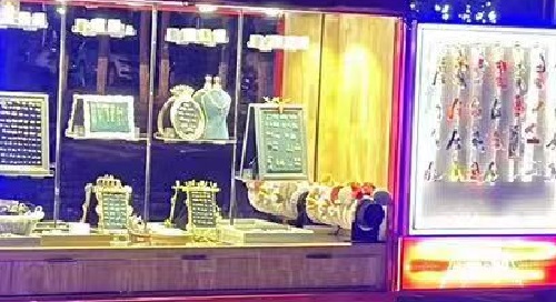 什么？還有直播功能 --- --- 記手工之家的移動(dòng)銷(xiāo)售新平臺(tái)