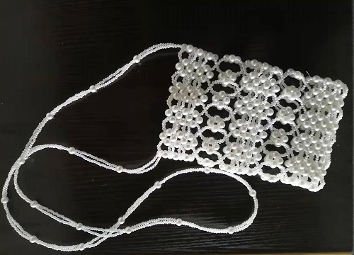 12月8日，手工加工回收項目，居家靈活就業(yè)，剛做手工之家的珠繡手工注意事項，圖為勵志珠珠繡串珠手工產(chǎn)品剪影