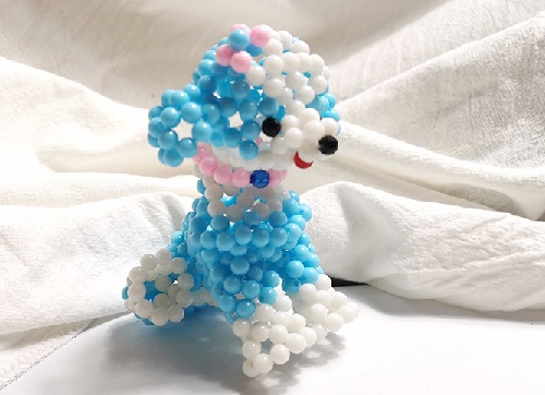 2月15日，純手工串珠項目，居家專兼職的好副業(yè)，在手工之家了解的越全面，越放心，圖為勵志珠珠繡串珠手工產(chǎn)品剪影