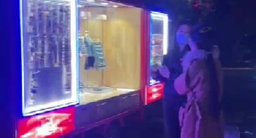 對消費(fèi)者的磁力，是手工之家移動潮品店的成功之處