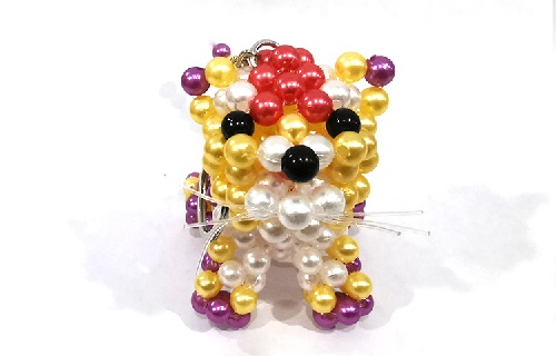 5月5日，在家兼職平臺正規(guī)的日結(jié)，靈活就業(yè)串珠手工，在手工之家，很多人一合作就是多年，圖為勵志珠珠繡串珠手工產(chǎn)品剪影