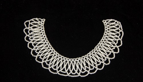 5月7日，外發(fā)加工接單平臺，靈活就業(yè)好手工項(xiàng)目，手工之家的個(gè)性化服務(wù)是指什么，圖為勵(lì)志珠珠繡串珠手工產(chǎn)品剪影