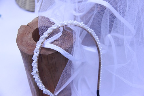 5月19日，手工活兼職招聘信息，正規(guī)可靠的手工項目，手工之家手工事業(yè)全面發(fā)展成果加工人員共享，圖為勵志珠珠繡串珠手工產(chǎn)品剪影