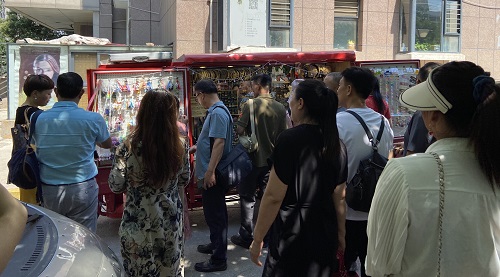 飾品加工廠+移動(dòng)潮品店，讓大家一起做手工掙錢 ------ 記石家莊項(xiàng)目考察團(tuán)隊(duì)到手工之家考察合作