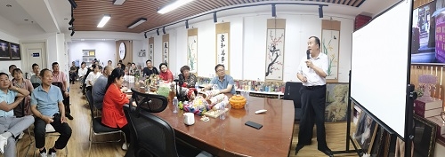 飾品加工廠+移動(dòng)潮品店，讓大家一起做手工掙錢 ------ 記石家莊項(xiàng)目考察團(tuán)隊(duì)到手工之家考察合作