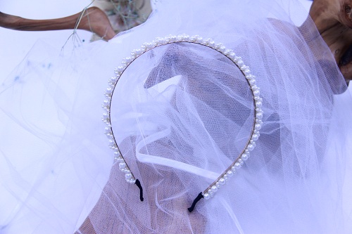 11月8日，手工活外發(fā)加工正規(guī)的廠家，開(kāi)飾品加工廠，靈活就業(yè)項(xiàng)目，與手工之家合作，信任來(lái)自于不斷地全面了解，圖為串珠純手工產(chǎn)品剪影