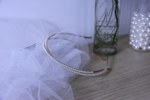 11月12日，在家能做的手工活兼職，正規(guī)可靠的手工副業(yè)，開(kāi)飾品加工廠，手工之家與大家一樣在努力，圖為串珠米珠繡手工產(chǎn)品剪影