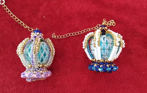 11月25日，手工活外發(fā)加工可靠嗎？靈活就業(yè)自由創(chuàng)業(yè)好手工，小成本創(chuàng)業(yè)做手工傳承官，與手工之家合作，真誠讓大家長期合作，圖為串珠米珠繡純手工產(chǎn)品剪影