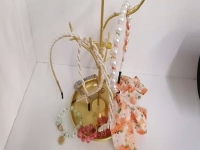 10月16日，農村手工活加工項目，可靠的手工活外發(fā)，與手工之家合作，放心居家掙錢，圖為勵志珠珠繡串珠手工產品剪影