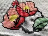 10月23日，帶回家做的手工創(chuàng)業(yè)項(xiàng)目，靈活就業(yè)可信可靠，手工之家的珠繡串珠手工可以網(wǎng)上合作嗎？圖為勵(lì)志珠珠繡串珠手工產(chǎn)品剪影